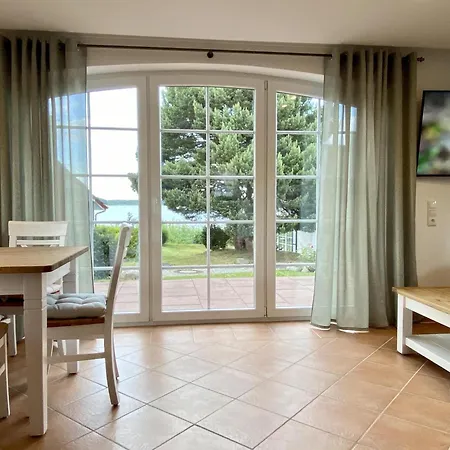 Holiday home -moewennest- Sternberg